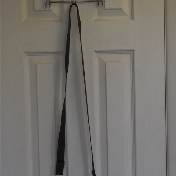 Patterned crossbody - Picture 3 of 4